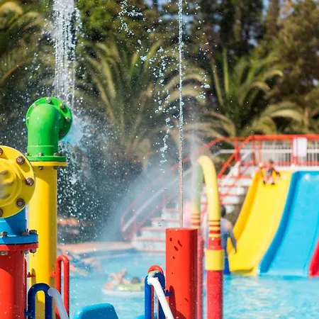 Alfagar Village Aparthotel 3*