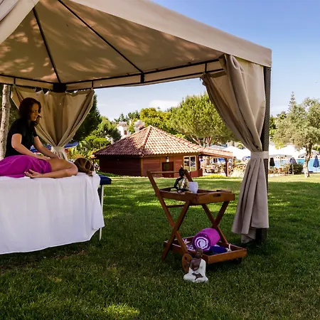 Aparthotel Alfagar Village