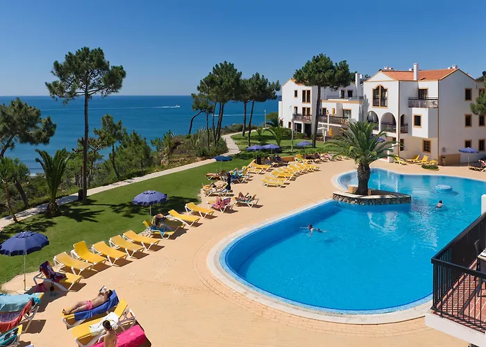 Alfagar Village Aparthotel 3*