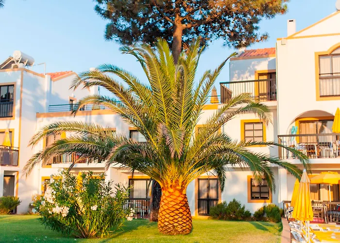 מלון דירות Alfagar Village אלבופיירה