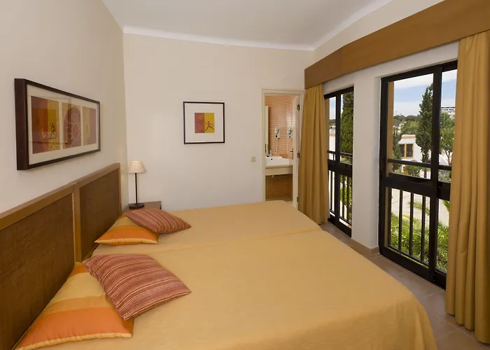 Alfagar Village אלבופיירה