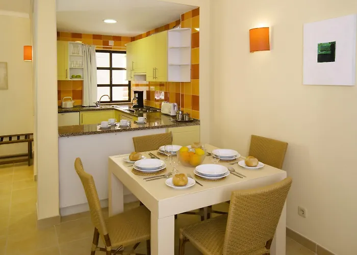 מלון דירות Alfagar Village אלבופיירה