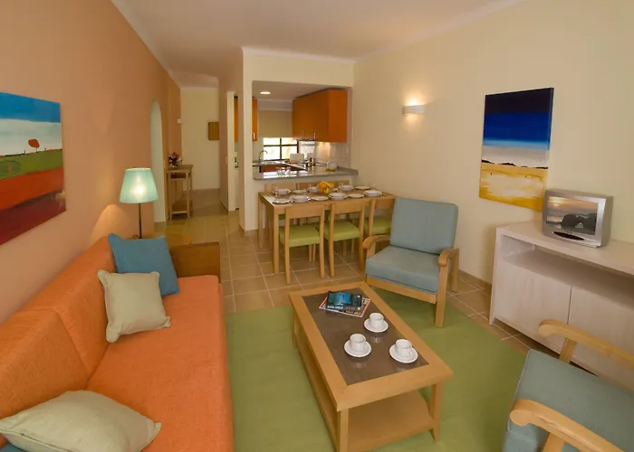 Alfagar Village 3* אלבופיירה