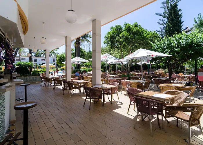 Alfagar Village מלון דירות